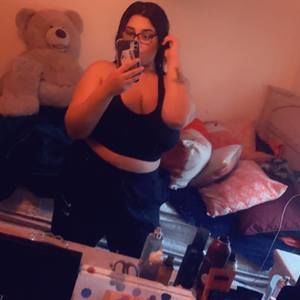 Meet your Posher, Tiara